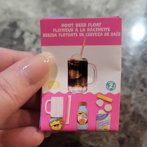 MGA Entertainment Other - Miniverse Make It Mini Root Beer Float